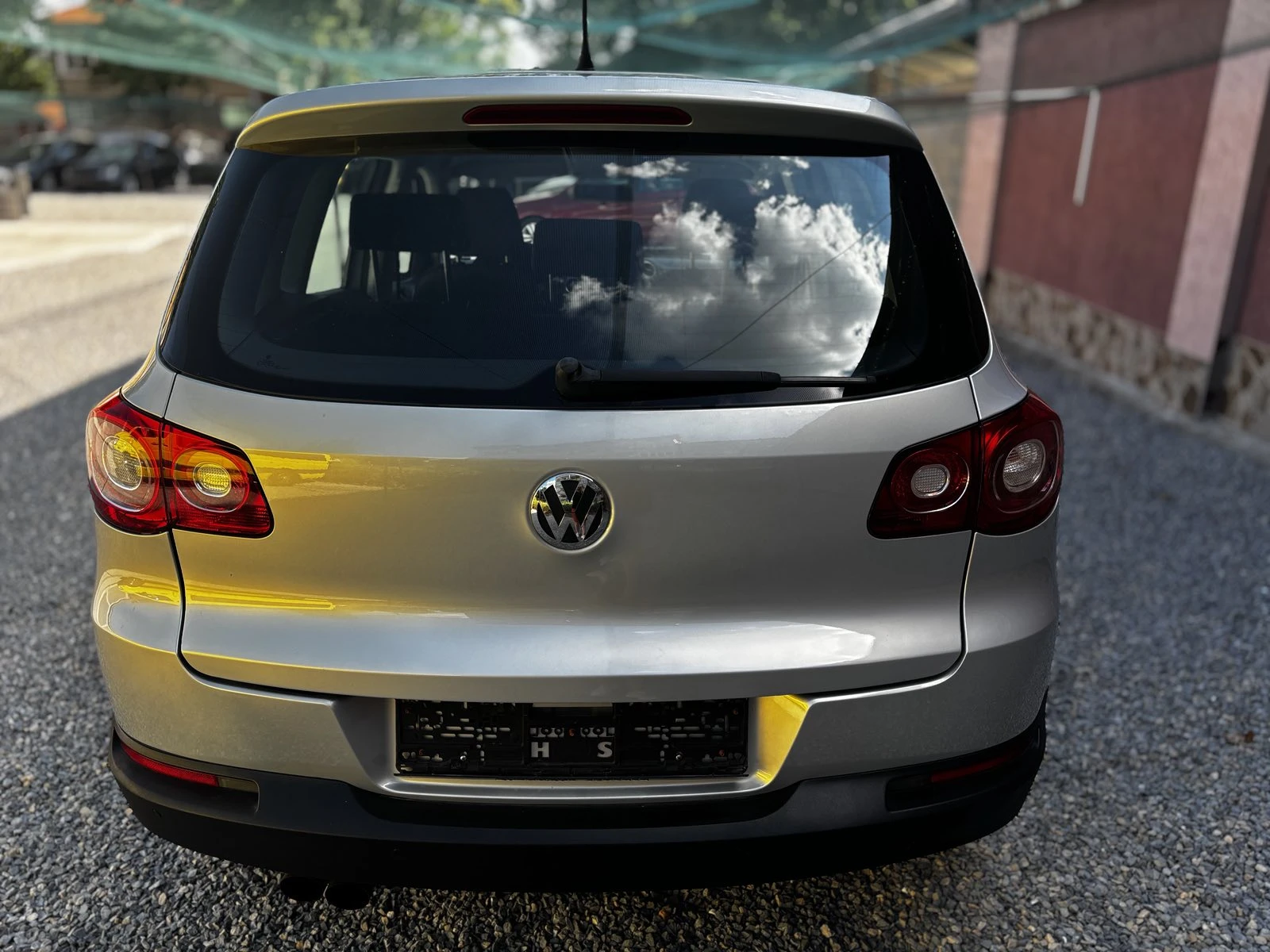 VW Tiguan, снимка 6 - Автомобили и джипове - 55067119