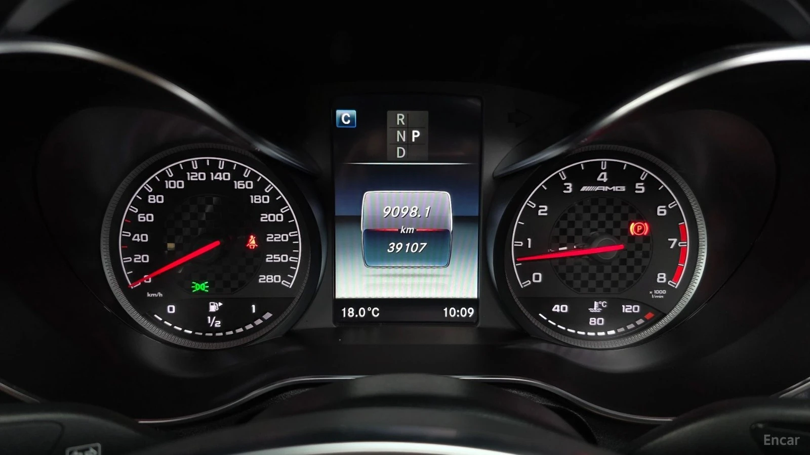Mercedes-Benz GLC 43 AMG 4MATIC COUPE* HUD* 360* КОЖА* НАВИ* ПАНО, снимка 6 - Автомобили и джипове - 55421806