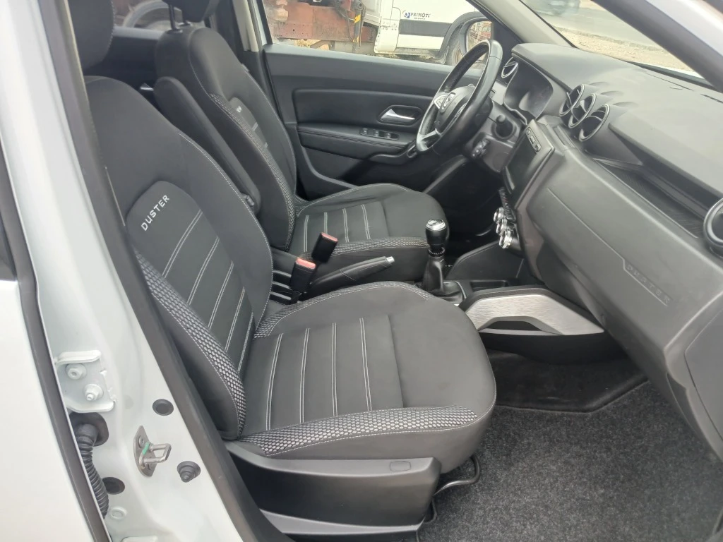 Dacia Duster ГАЗ, снимка 12 - Автомобили и джипове - 55921689