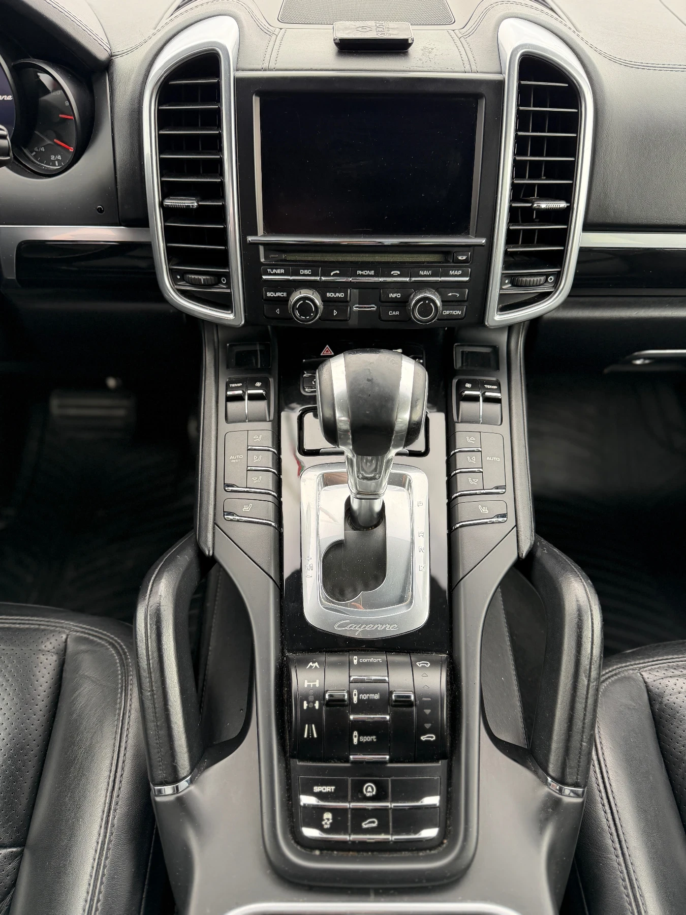 Porsche Cayenne 3.0D /245hp/Navi/Podgrev/, снимка 14 - Автомобили и джипове - 56730232