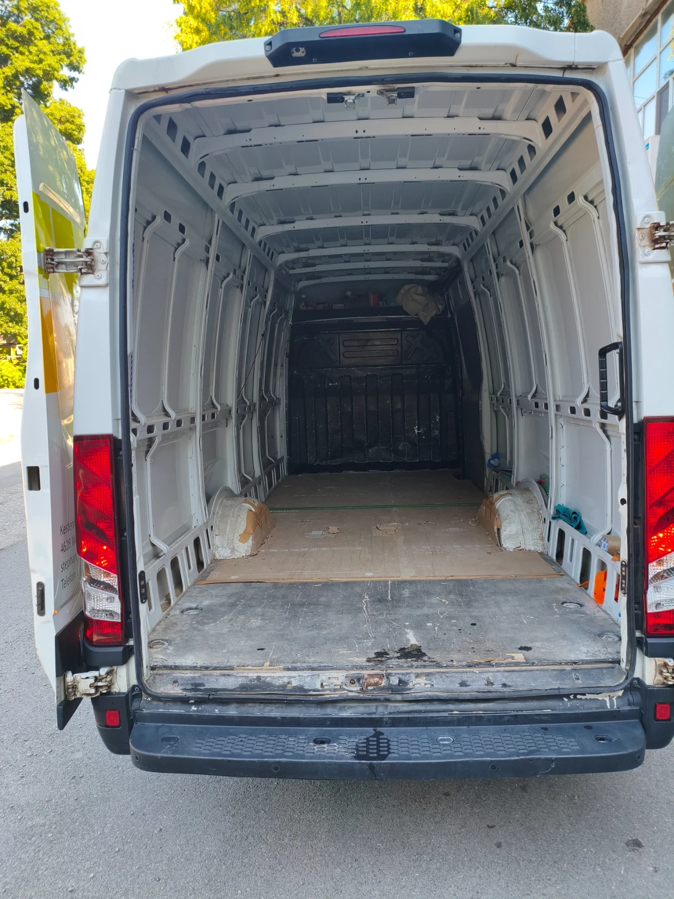Iveco 35s12, снимка 12 - Бусове и автобуси - 55329223