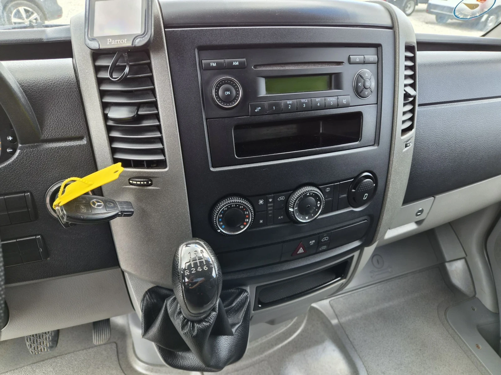 Mercedes-Benz Sprinter 316 CDI * ���������� * 9 ������ * �������� * ������ | Mobile.bg � ����������� 11