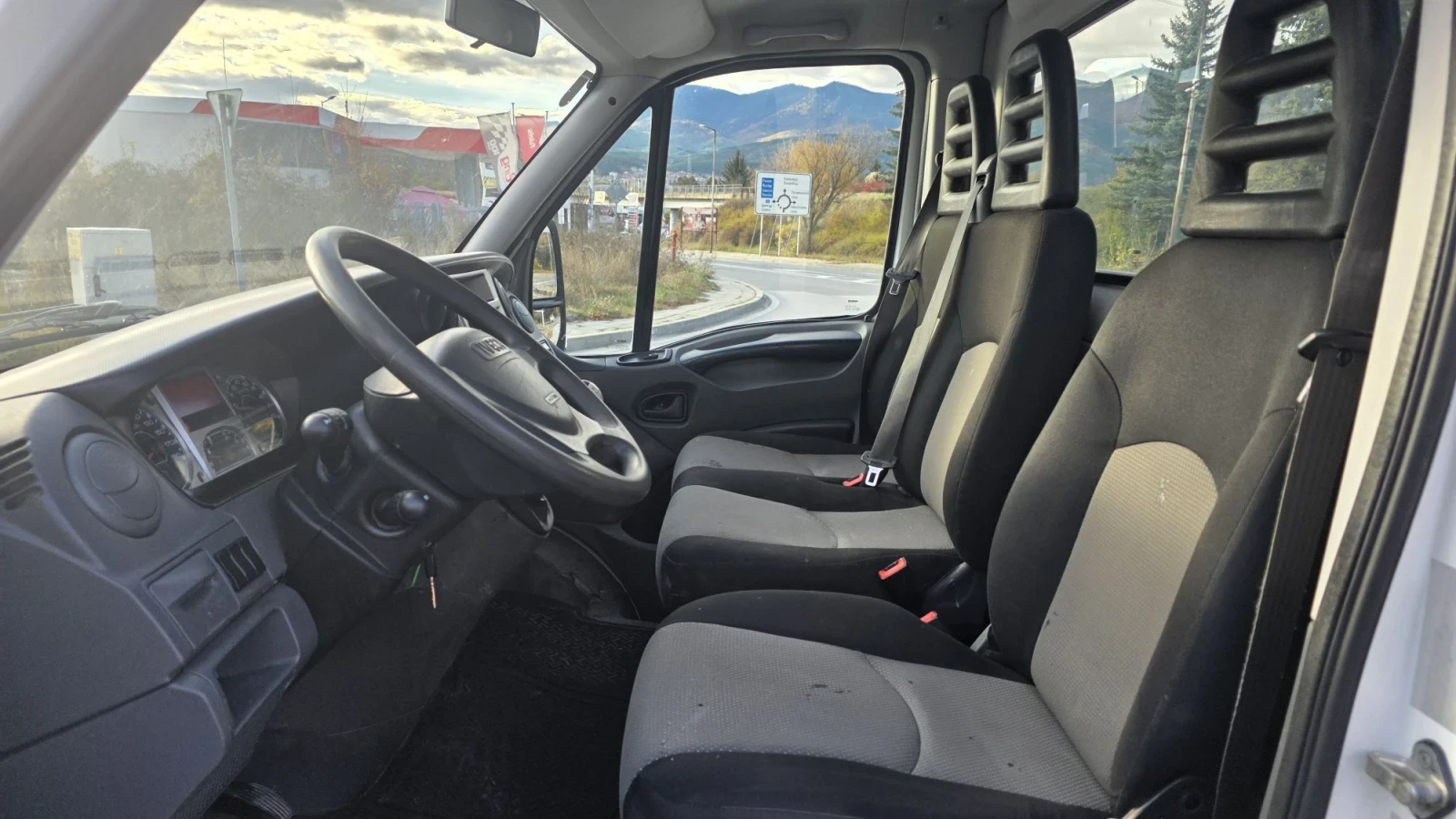 Iveco Daily 3515 EURO 4 САМОСВЛА, снимка 7 - Бусове и автобуси - 56726372