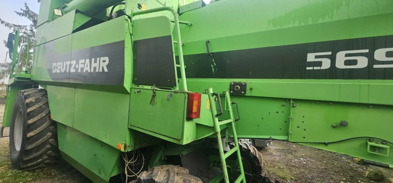 Комбайн Deutz-Fahr 5690 HTC, снимка 2 - Селскостопанска техника - 53416822