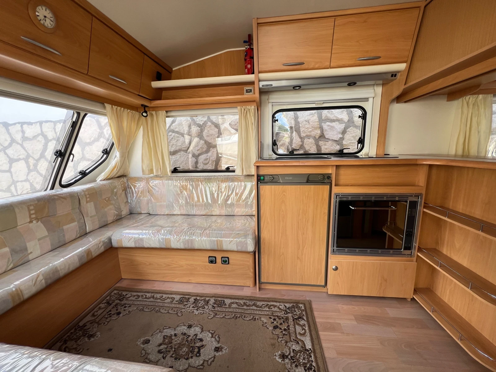 Каравана Chateau Lunar 470 - изображение 6