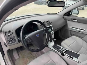 Volvo S40 115ps* 6ск* КЛИМАТРОНИК - 6999 лв. - 17740789 9