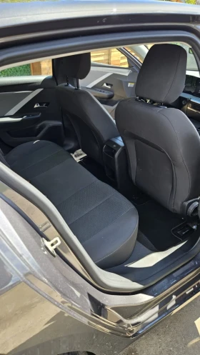 Opel Astra 1.2  - 12900 € / 25230.21 лв. - 75807694 10