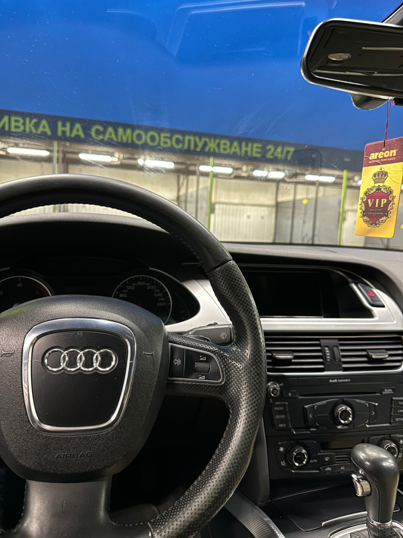 Audi A4, снимка 10 - Автомобили и джипове - 45609717