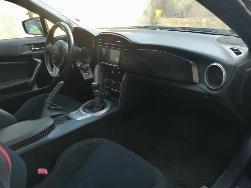 Toyota GT86, снимка 8 - Автомобили и джипове - 47232528