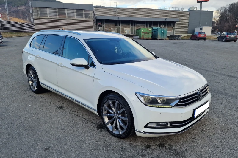 VW Passat 2.0 TDi Digital, снимка 1 - Автомобили и джипове - 47609036