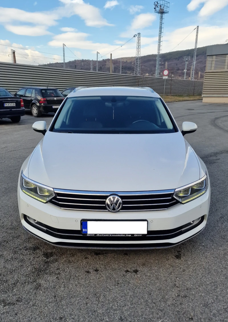 VW Passat 2.0 TDi Digital, снимка 2 - Автомобили и джипове - 47609036