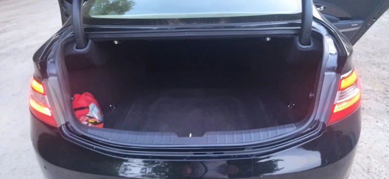 Hyundai Grandeur Azera, снимка 17 - Автомобили и джипове - 52580074