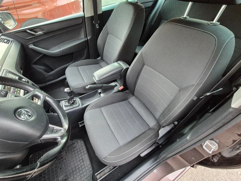 Skoda Rapid, снимка 9 - Автомобили и джипове - 52352967