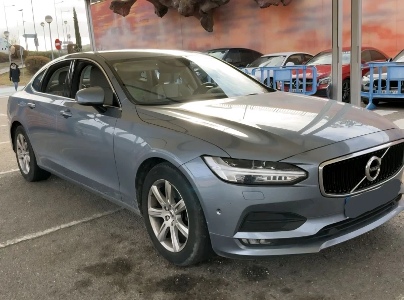 Volvo S90 2.0D3 MOMENTUM* DIGITAL* КОЖА* ОТЛИЧЕН* ОФЕРТА, снимка 5 - Автомобили и джипове - 52708949