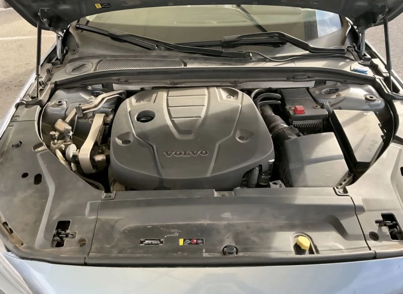 Volvo S90 2.0D3 MOMENTUM* DIGITAL* КОЖА* ОТЛИЧЕН* ОФЕРТА, снимка 13 - Автомобили и джипове - 52708949