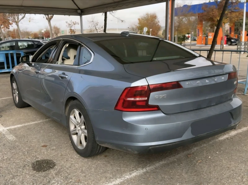 Volvo S90 2.0D3 MOMENTUM* DIGITAL* КОЖА* ОТЛИЧЕН* ОФЕРТА, снимка 2 - Автомобили и джипове - 52708949