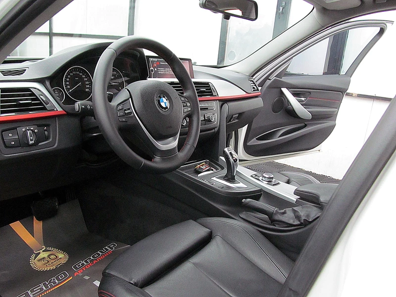BMW 320 SPORT/Dynamic Drive/KeylessGO/KAMERA/СОБСТВЕН ЛИ-Г, снимка 11 - Автомобили и джипове - 53024614