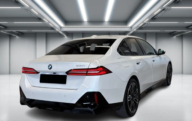 BMW 520 i = M-Sport = Shadow Line  | Mobile.bg   3