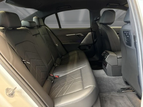 BMW 520 i = M-Sport = Shadow Line  | Mobile.bg   10