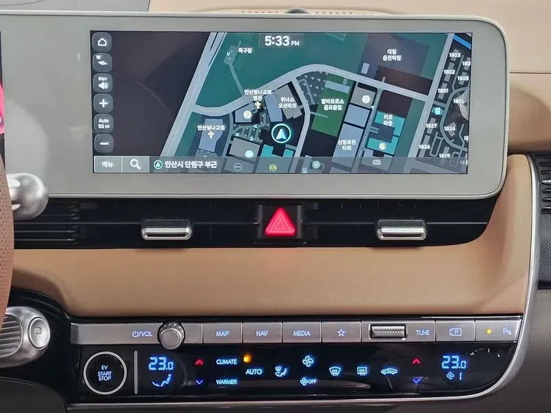 Hyundai Ioniq 5 LR PRESTIGE HEAD UP| ОБДУХВАНЕ| ПОДГРЕВ| КАМЕРИ, снимка 17 - Автомобили и джипове - 56621085