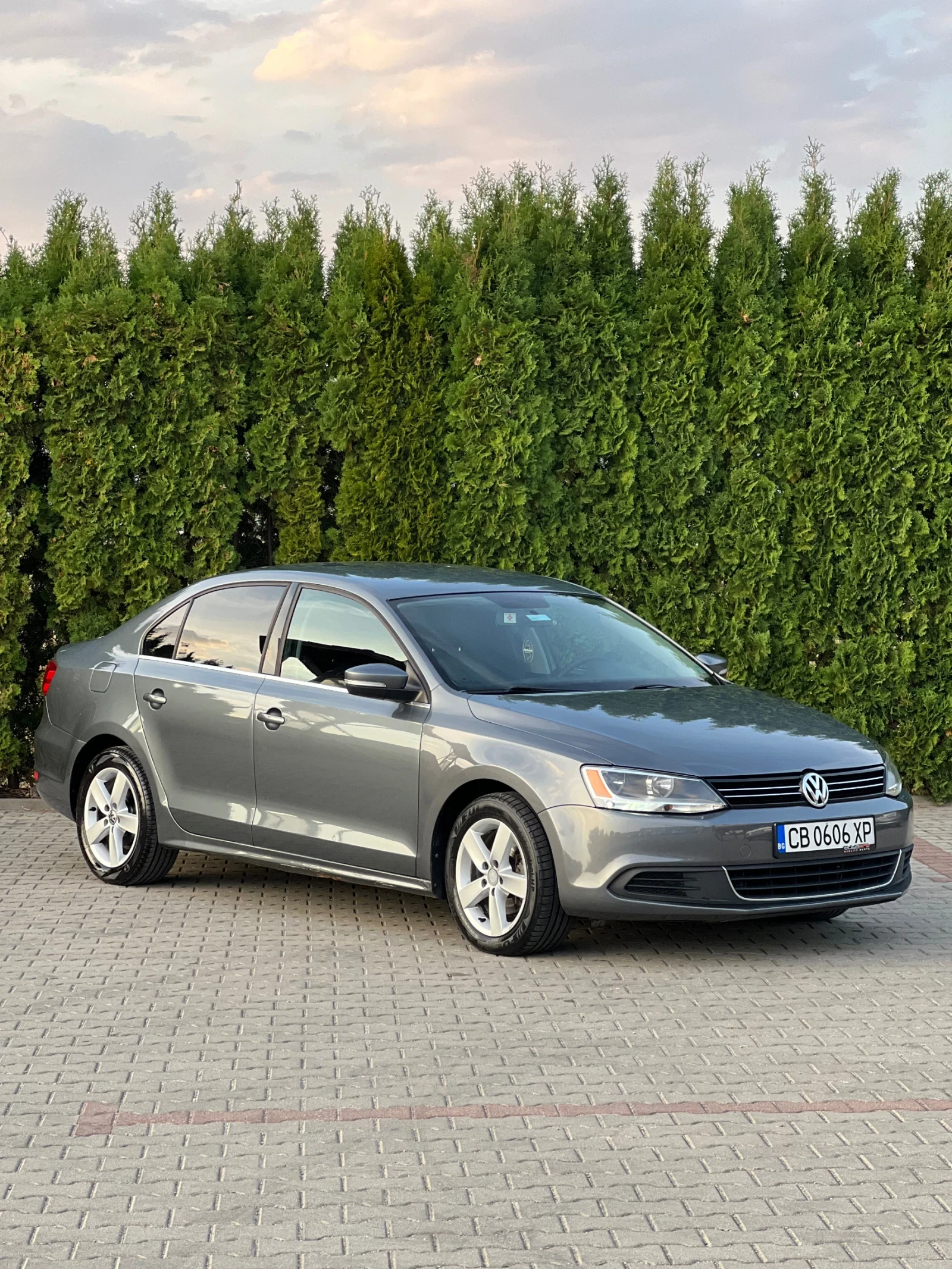 VW Jetta 2.5 Бензин/газ - изображение 4