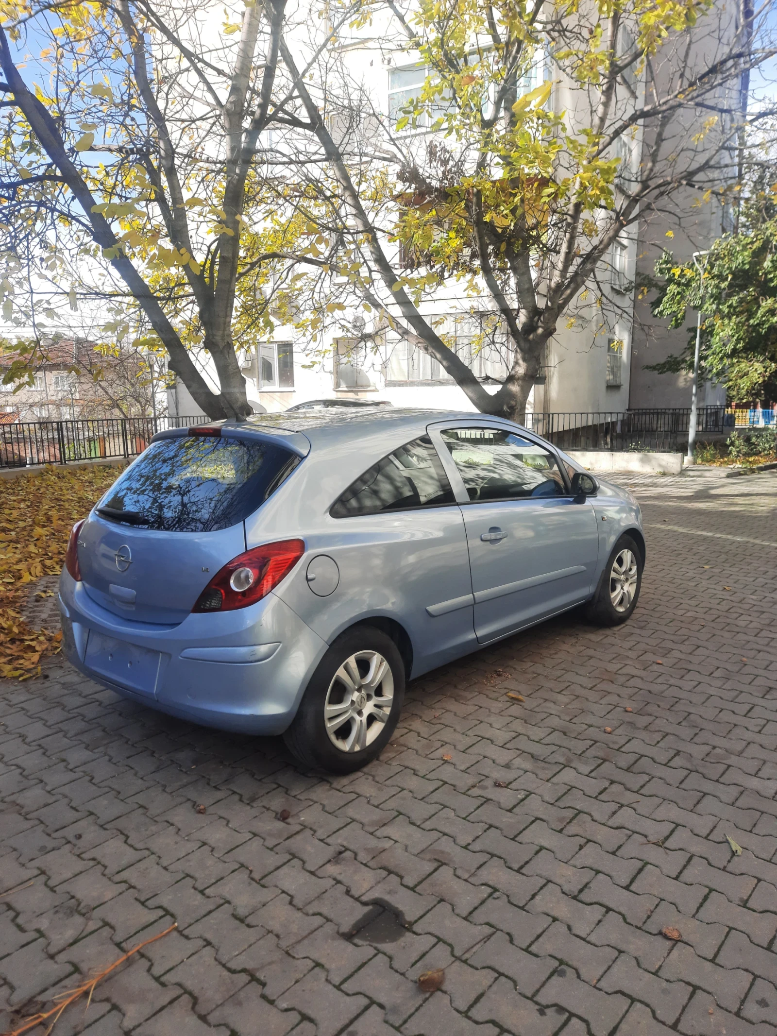 Opel Corsa 1.4 90hp Климатроник Уникат Мулти волан - изображение 8