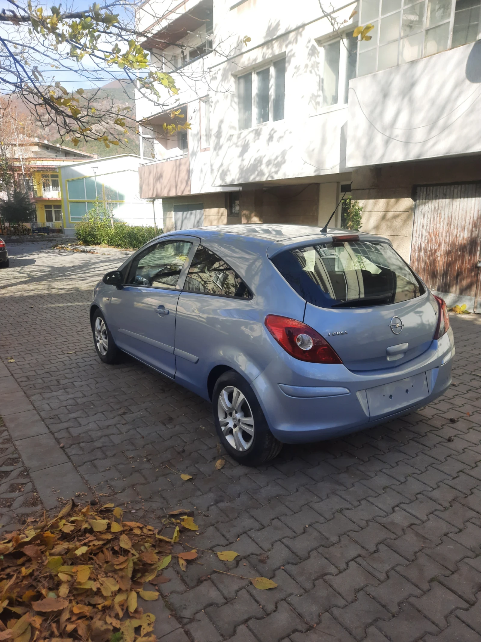 Opel Corsa 1.4 90hp Климатроник Уникат Мулти волан - изображение 7