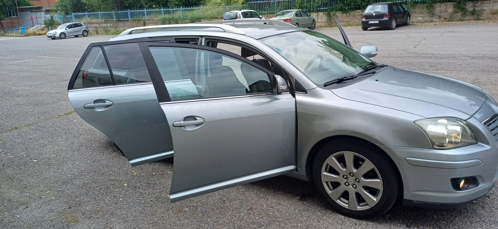 Toyota Avensis  - изображение 3