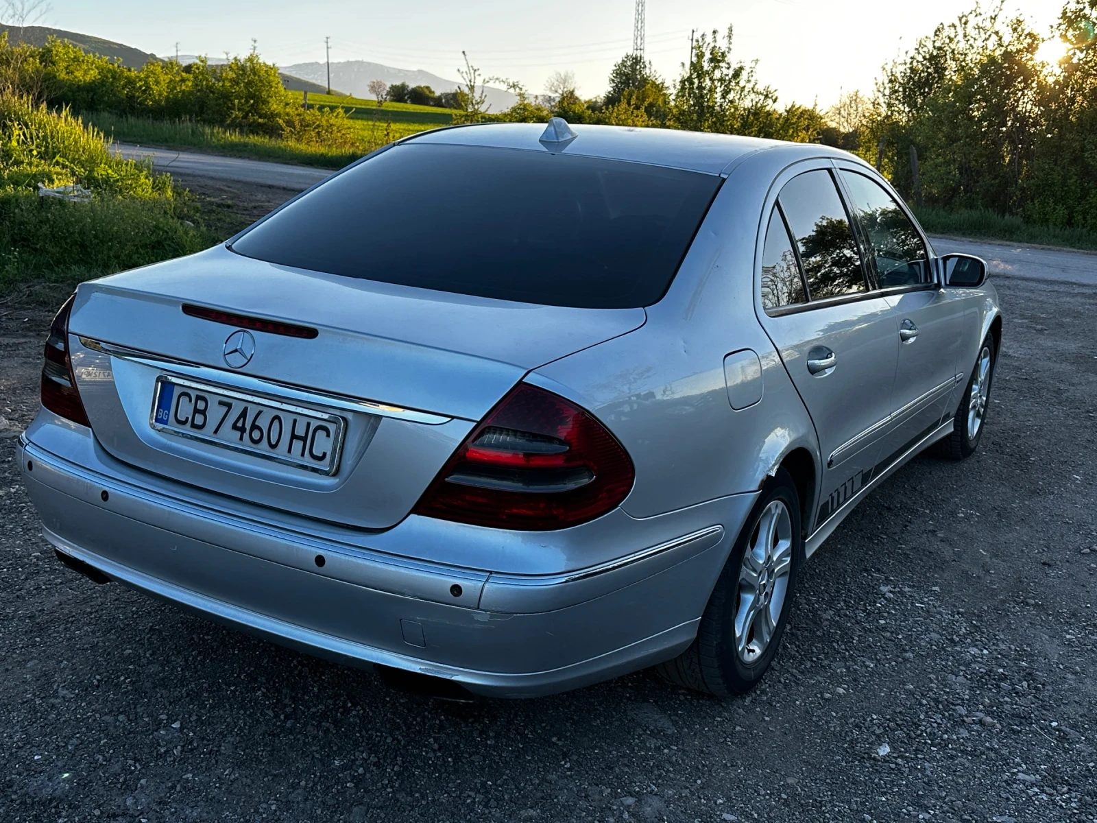 Mercedes-Benz E 270  - изображение 4
