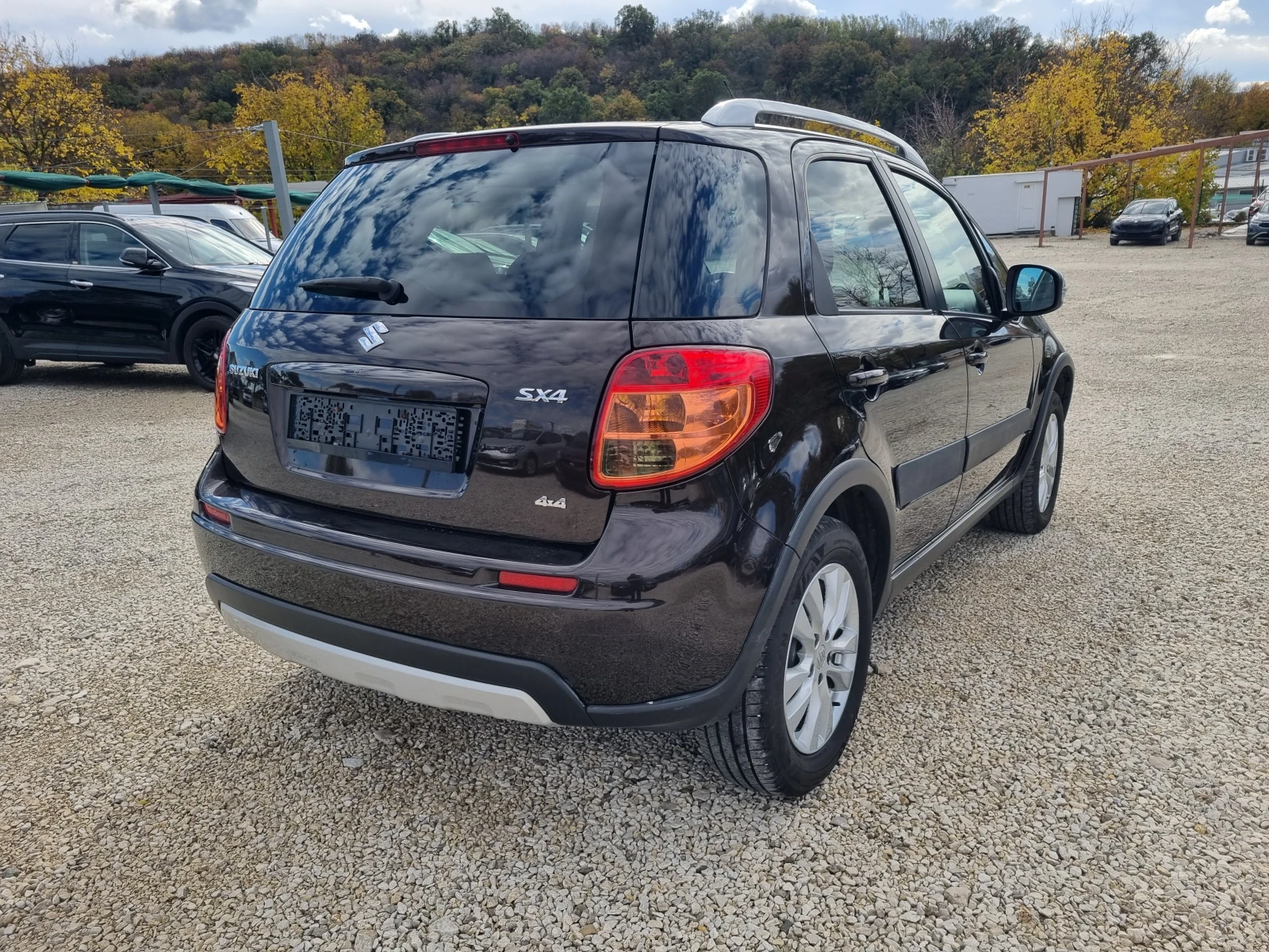 Suzuki SX4 1.6i 120k.c Facelift Швейцария 4WD | Mobile.bg — изображение 4
