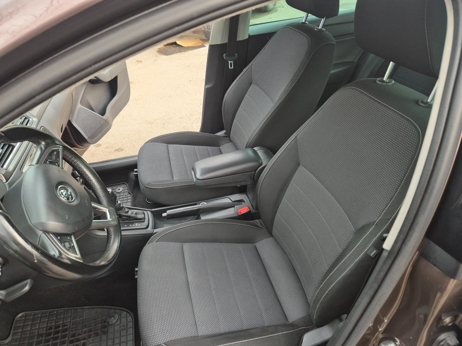 Skoda Rapid | Mobile.bg   6