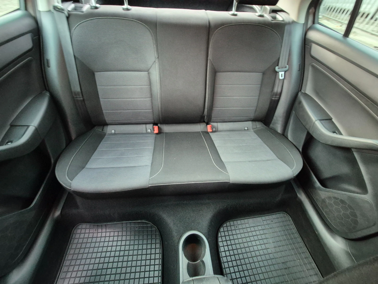 Skoda Rapid | Mobile.bg   13