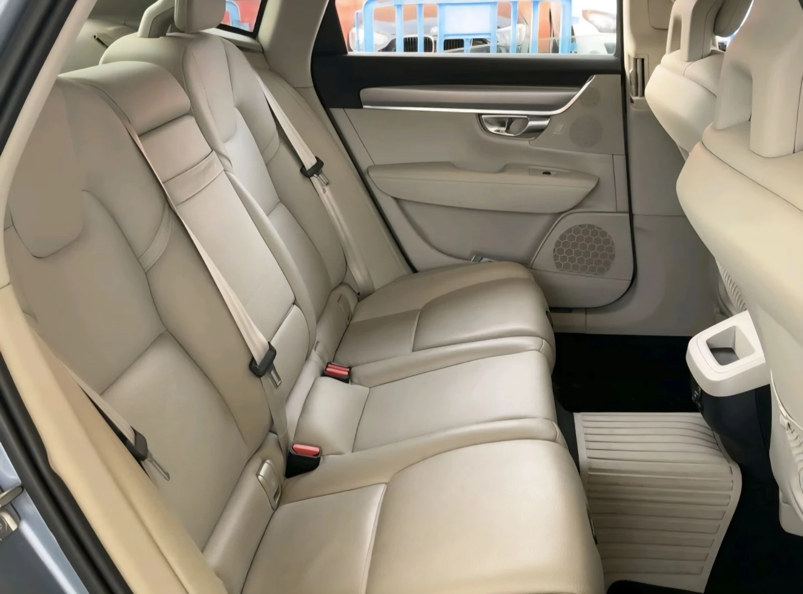 Volvo S90 2.0D3 MOMENTUM* DIGITAL* КОЖА* ОТЛИЧЕН* ОФЕРТА - изображение 10