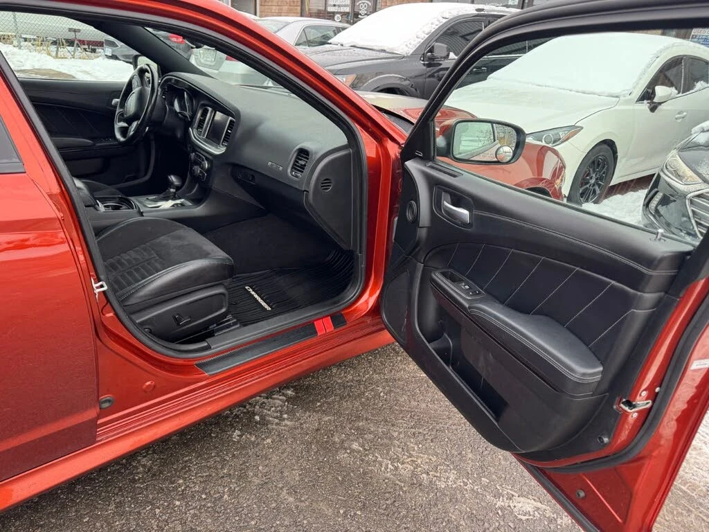 Dodge Charger R/T* RWD* АвтоКредит* (ЦЕНА ДО БГ) - изображение 8