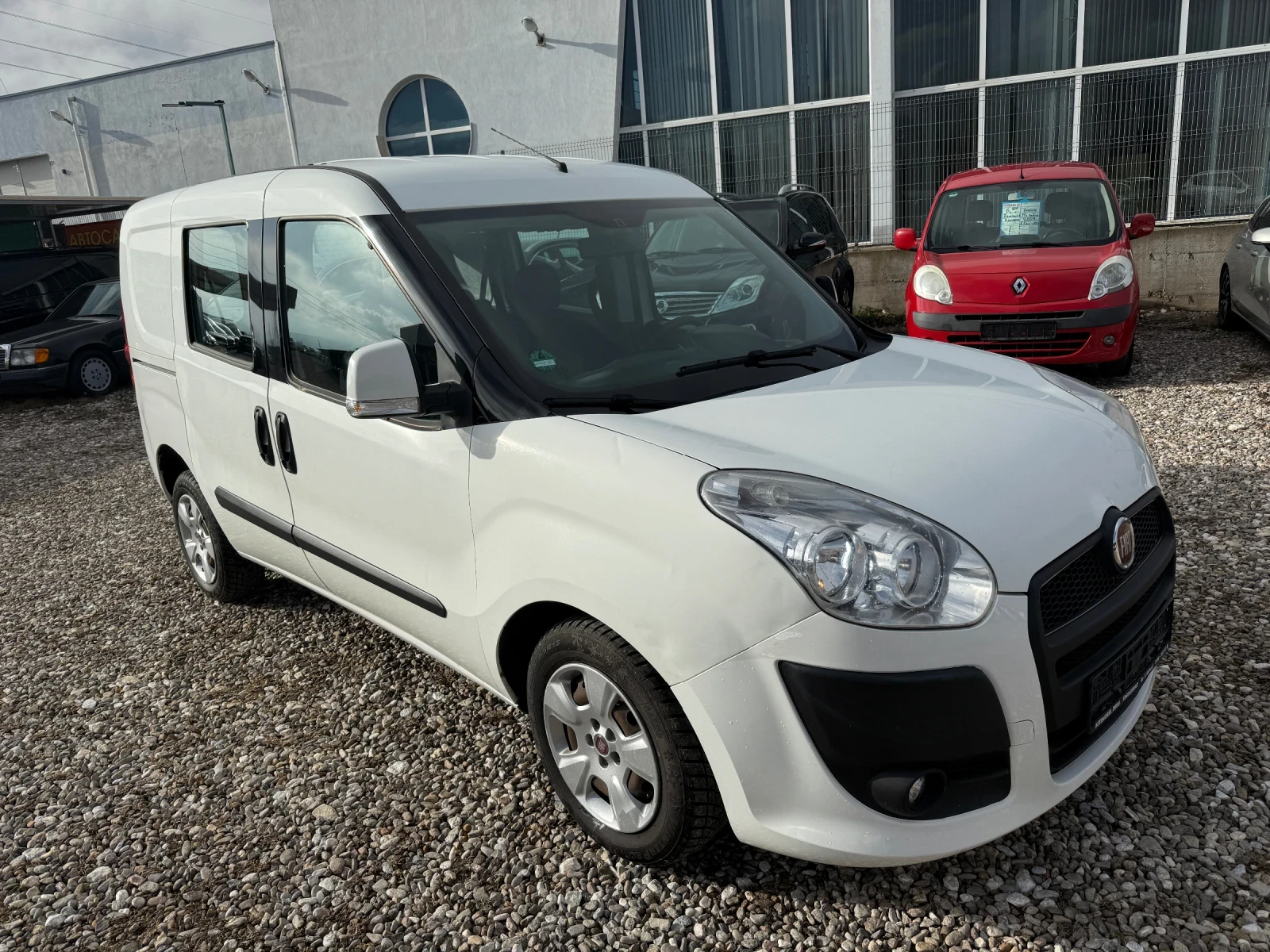Fiat Doblo 1.6 D 4+ 1 M N1 - изображение 2