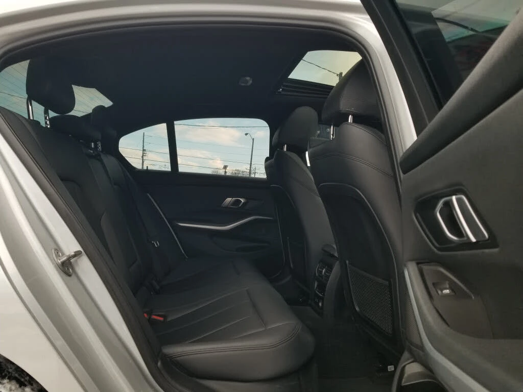 BMW 330 XDRIVE| ПОДГРЕВ| LANE ASSIST| BLIND SPOT, снимка 13 - Автомобили и джипове - 53733973