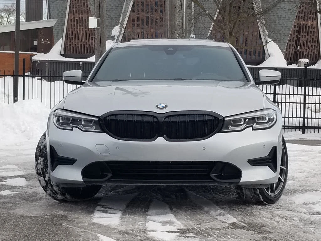 BMW 330 XDRIVE| ПОДГРЕВ| LANE ASSIST| BLIND SPOT, снимка 2 - Автомобили и джипове - 53733973