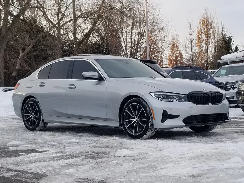 BMW 330 XDRIVE| ПОДГРЕВ| LANE ASSIST| BLIND SPOT