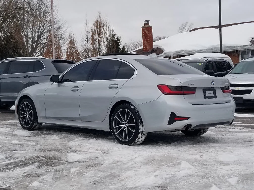 BMW 330 XDRIVE| ПОДГРЕВ| LANE ASSIST| BLIND SPOT, снимка 6 - Автомобили и джипове - 53733973