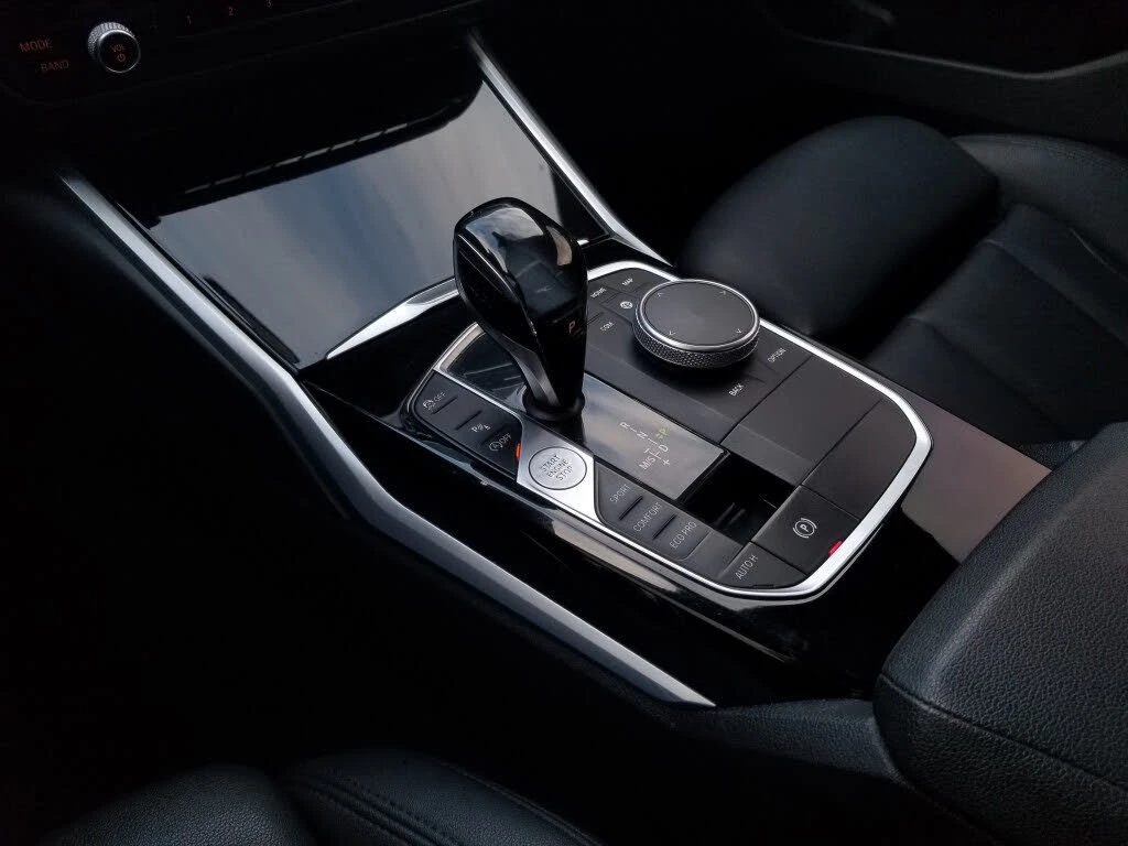 BMW 330 XDRIVE| ПОДГРЕВ| LANE ASSIST| BLIND SPOT, снимка 11 - Автомобили и джипове - 53733973