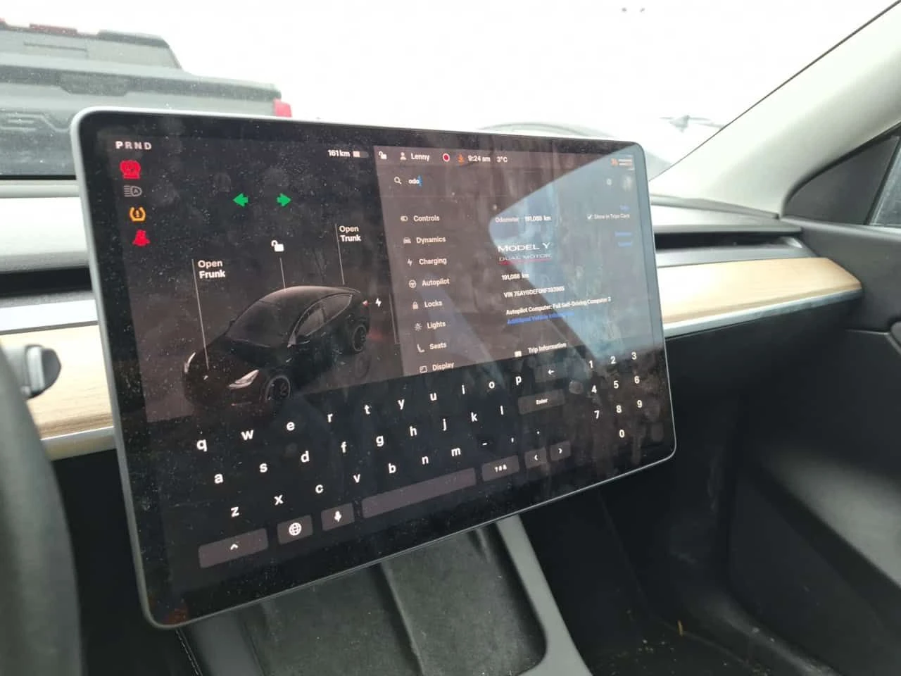 Tesla Model Y  | PERFORMANCE | DUAL MOTOR | 4X4 | ДВЕ КАРТИ | , снимка 10 - Автомобили и джипове - 54125252