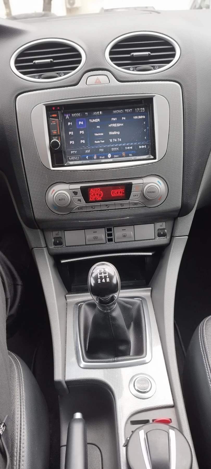 Ford Focus MK2 facelift 1.6 бензин , снимка 9 - Автомобили и джипове - 54176127