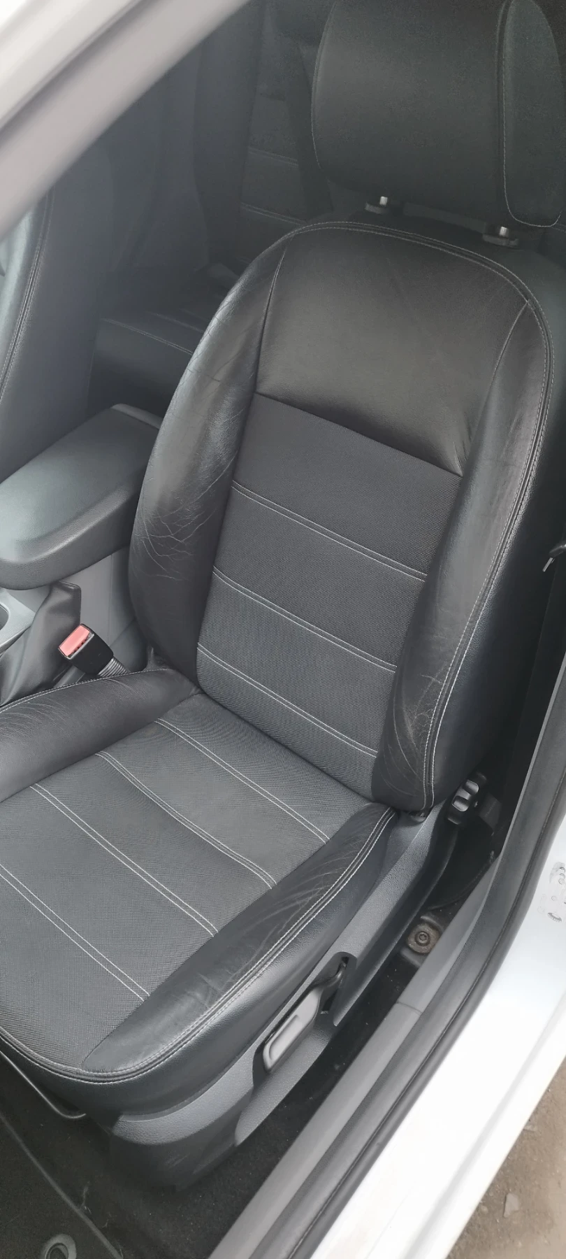 Ford Focus MK2 facelift 1.6 бензин , снимка 12 - Автомобили и джипове - 54176127