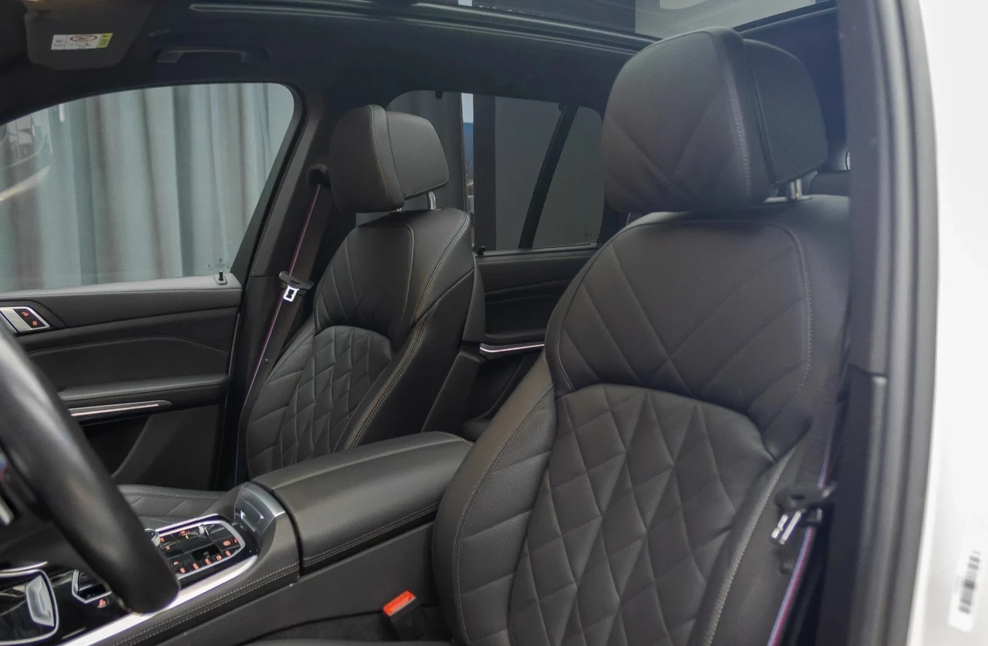 BMW X5M 60i xDrive, снимка 6 - Автомобили и джипове - 54215979