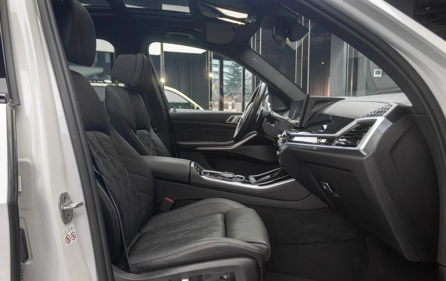 BMW X5M 60i xDrive, снимка 5 - Автомобили и джипове - 54215979