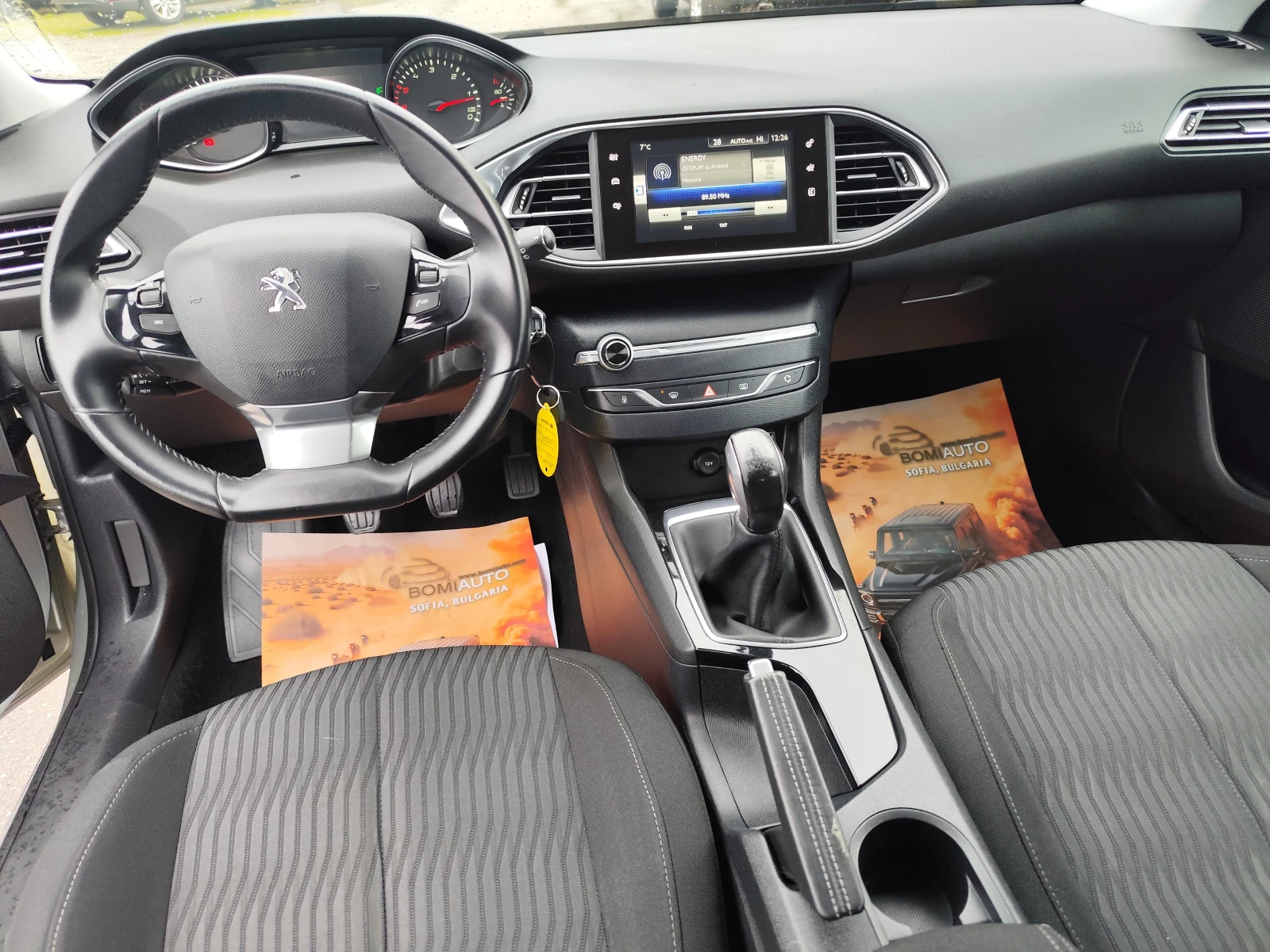 Peugeot 308 1.6HDi* EURO5B* LED* , снимка 7 - Автомобили и джипове - 54368259