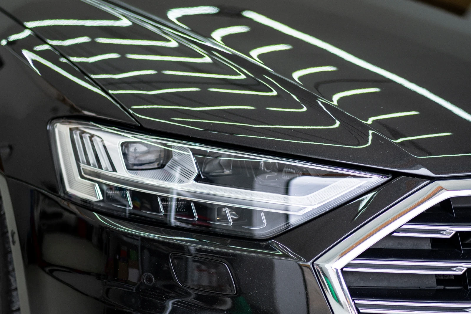 Audi A8 L 5.0 TDI Mild Hybrid/ B&O FULL!!!, снимка 17 - Автомобили и джипове - 54514949