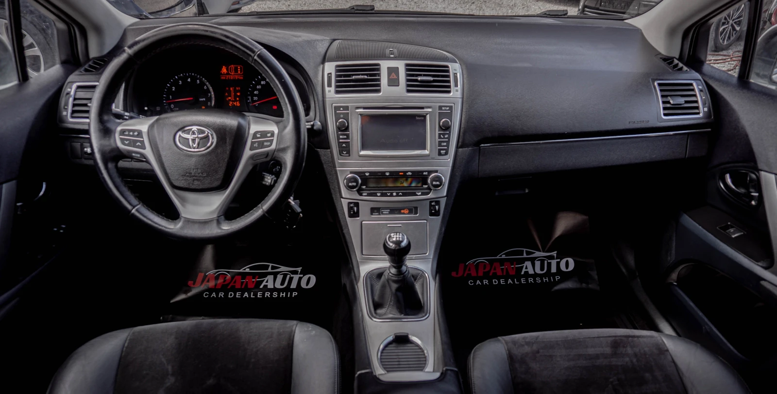 Toyota Avensis 1.8 бензин ТОП! С ГАРАНАЦИЯ! , снимка 8 - Автомобили и джипове - 54960283