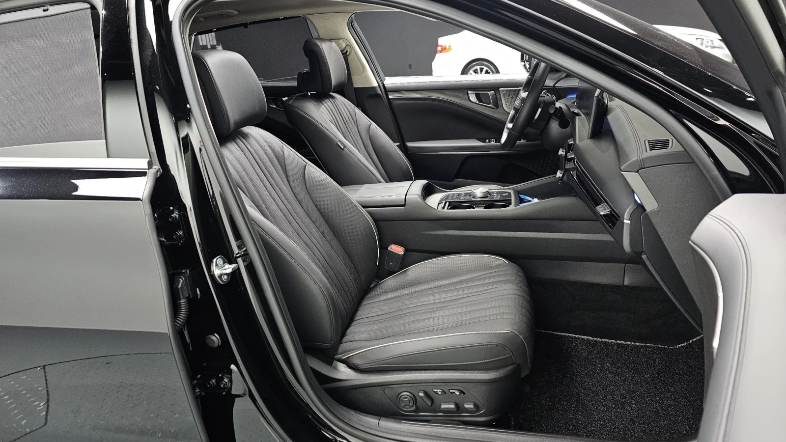 Kia K8 SIGNATURE НИВО | ОБДУХ| MERIDIAN| 360| SMART ACC , снимка 9 - Автомобили и джипове - 55082033