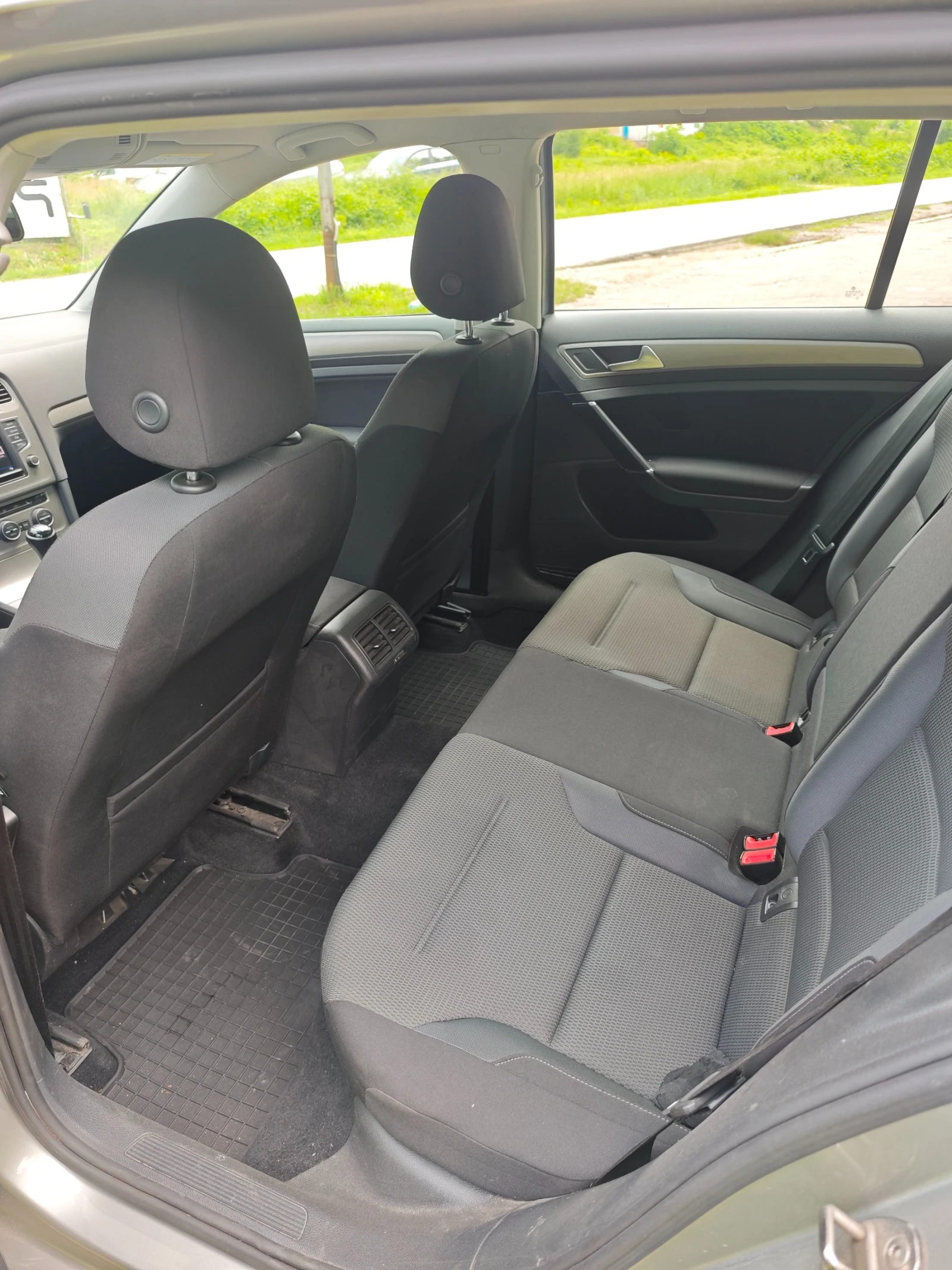 VW Golf 1.6TDI НОВ ВНОС, снимка 7 - Автомобили и джипове - 55091788